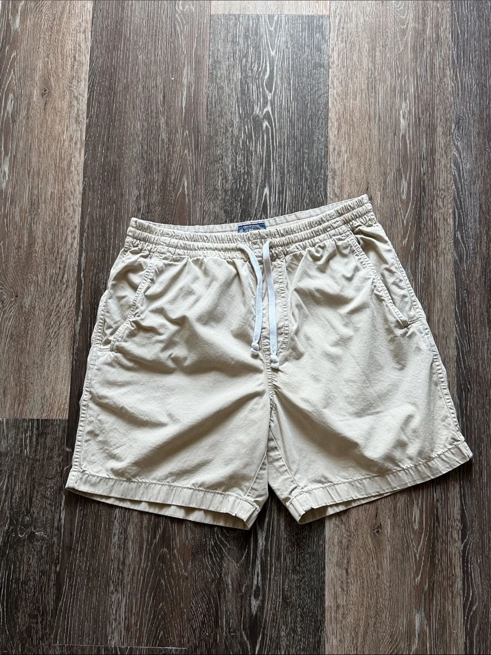 Men’s J. Crew Beige Elastic-Waist Drawstring Shorts - Small